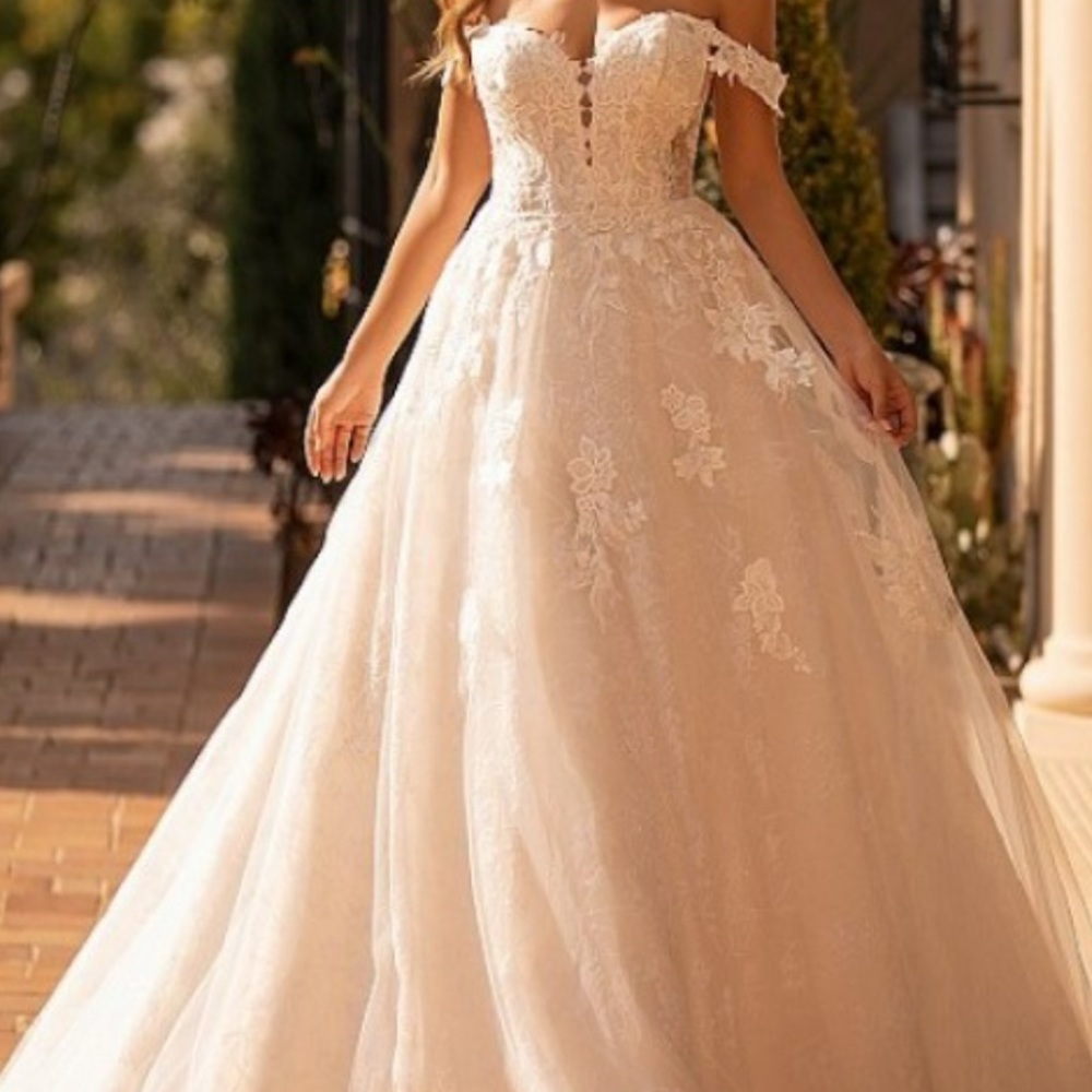 Moonlight Ivory Wedding Gown